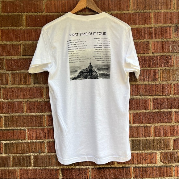 Schitt's Creek Patrick (Noah Reid) Limited Edition Tour Shirt NWOT size MED - Picture 3 of 11